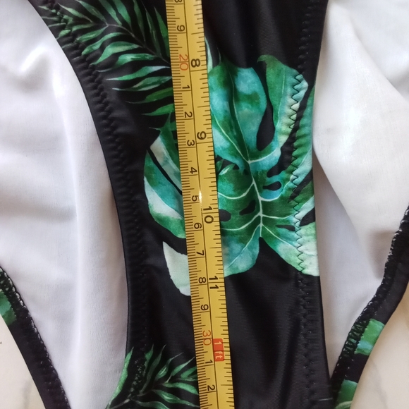 Temp Me Women's Swimming Suit Briefs - Picture 7 of 7